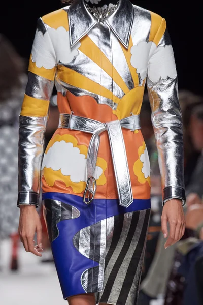 Look 71